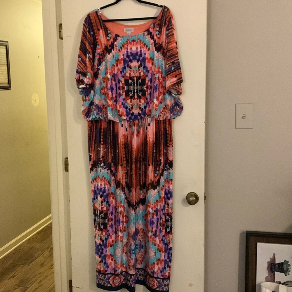 Avenue size 30/32 maxi dress